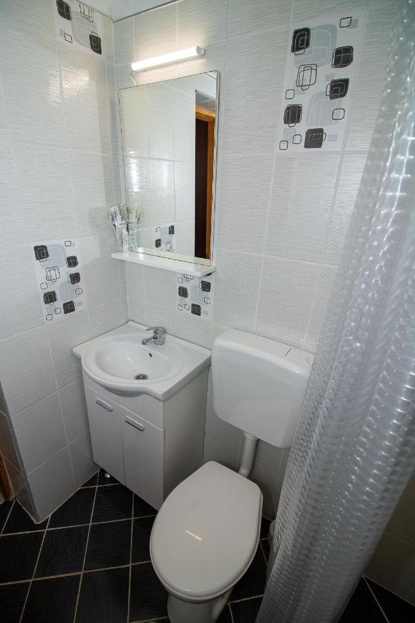 Miro Apartments โมสตาร์ ภายนอก รูปภาพ